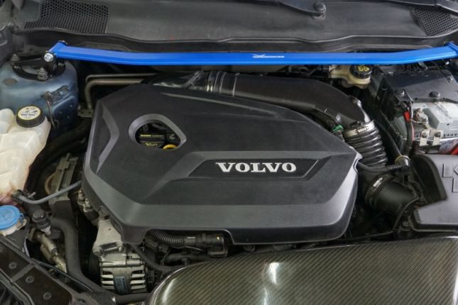 VOLVO V40 \'13 -19 voor veerpootbrug - 1PCS / SET